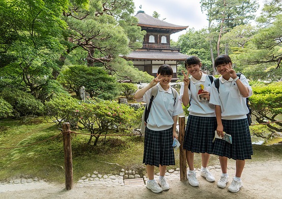 Japonia: Młodzi tęsknią za pokojem w sercu i sensem życia