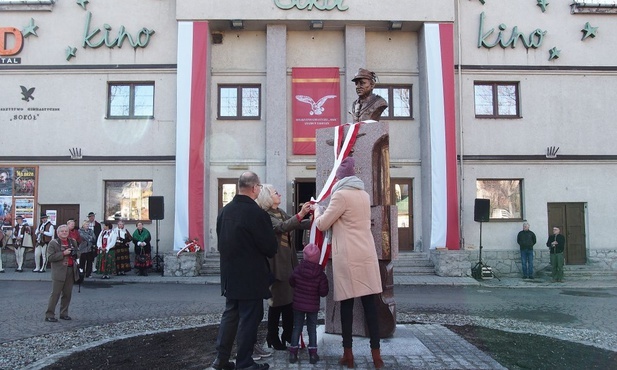 W Zakopanem odsłonięto pomnik Franciszka Marduły