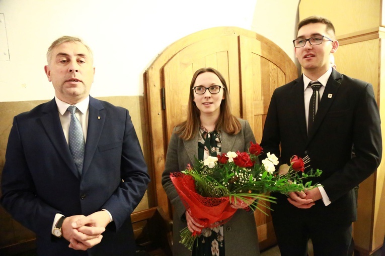 Przyrzeczenia młodzieży z KSM w tarnowskiej katedrze