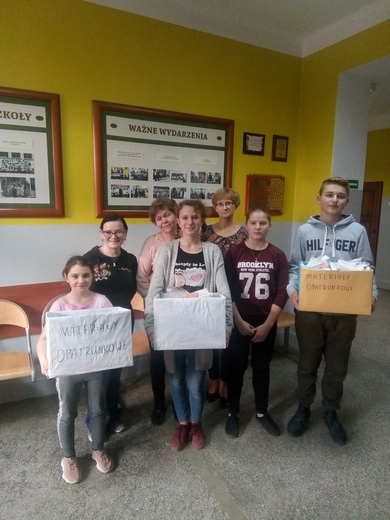 Zbierano opatrunki do krajów misyjnych