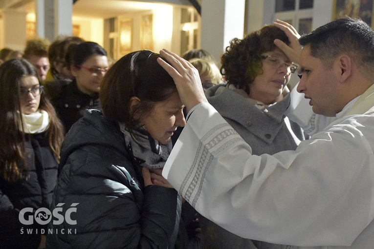 Msza św. z modlitwą o uzdrowienie w Świdnicy