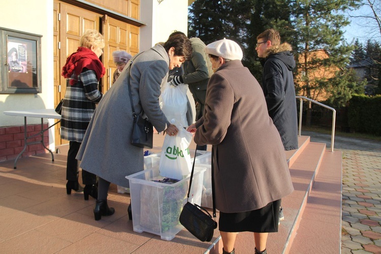 Nowa Wieś z pomocą siostrom klaryskom z Kęt