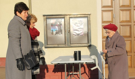 Nowa Wieś z pomocą siostrom klaryskom z Kęt