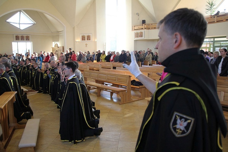 Pierwsi Rycerze św. Jana Pawła II w diecezji bielsko-żywieckiej