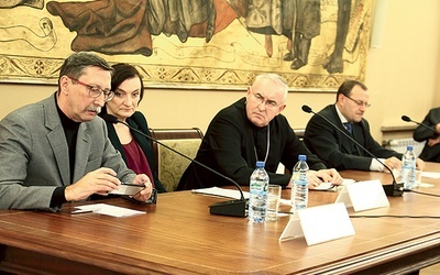 Prof. Jan Żaryn mówił, że kardynałowi zawdzięczamy to, iż pozostajemy Polakami, jesteśmy narodem jako wspólnota, która nadal jest w części poszukująca swojej tożsamości.