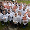 Na sobotni Apel zaprasza liturgiczna służba ołtarza i schola z opoczyńskiej kolegiaty.