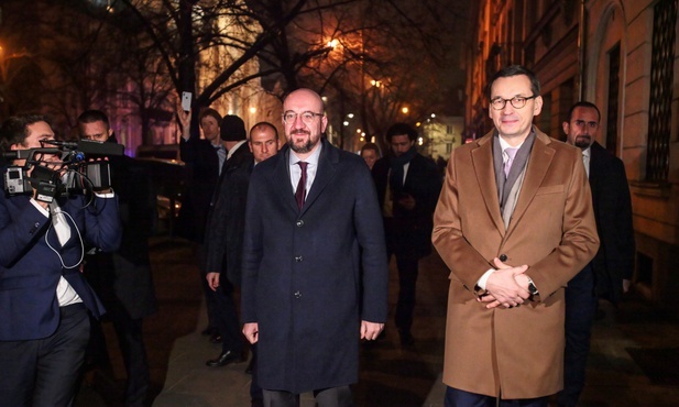 Budżet i polityka klimatyczna wśród tematów rozmów premiera Morawieckiego i nowego szefa RE Michela