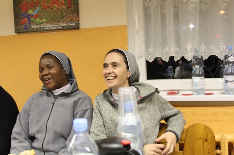 20-lecie schroniska dla bezdomnych kobiet przy ul. Strzegomskiej we Wrocławiu 