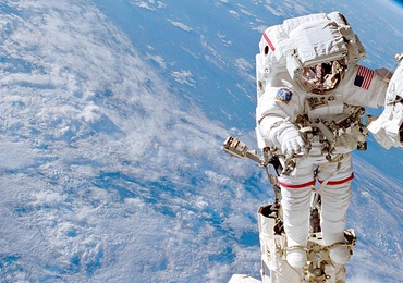 Astronauci narażeni