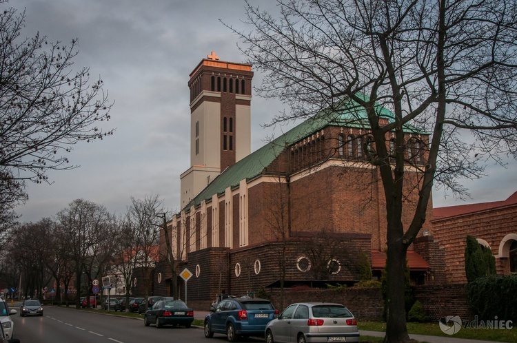 Nowe szaty kościoła Chrystusa Króla w Gliwicach