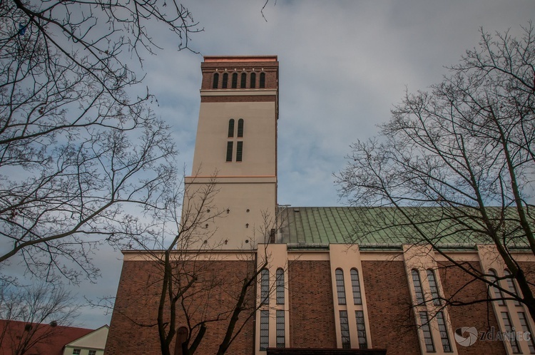 Nowe szaty kościoła Chrystusa Króla w Gliwicach