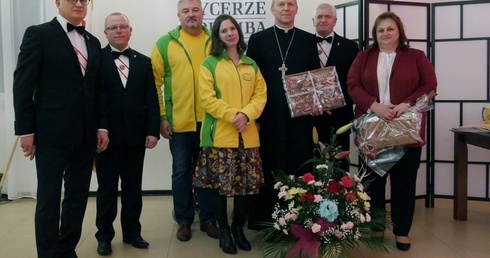 Honorowym gościem balu był bp Piotr Turzyński.