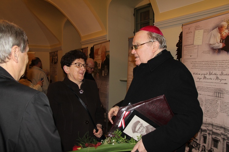 Poświęcenie sarkofagu Sługi Bożego ks. Aleksandra Zienkiewicza