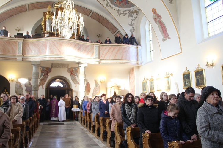 Olszyny. Poświęcenie sztandaru Rycerstwa Niepokalanej