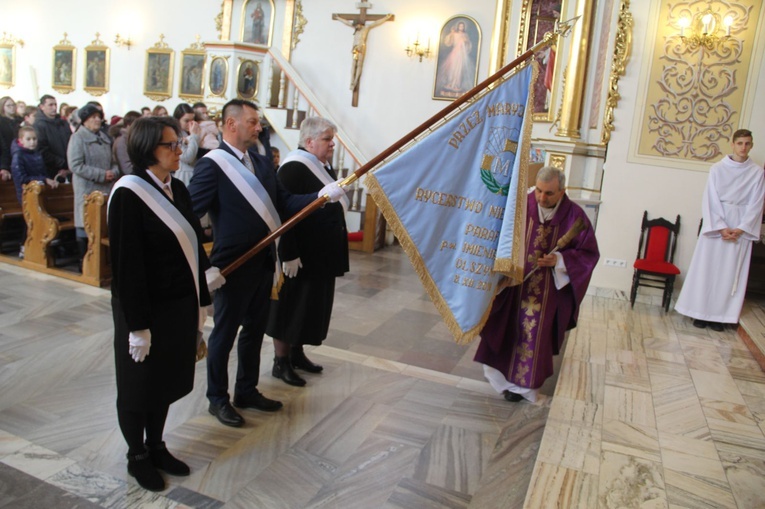 Olszyny. Poświęcenie sztandaru Rycerstwa Niepokalanej