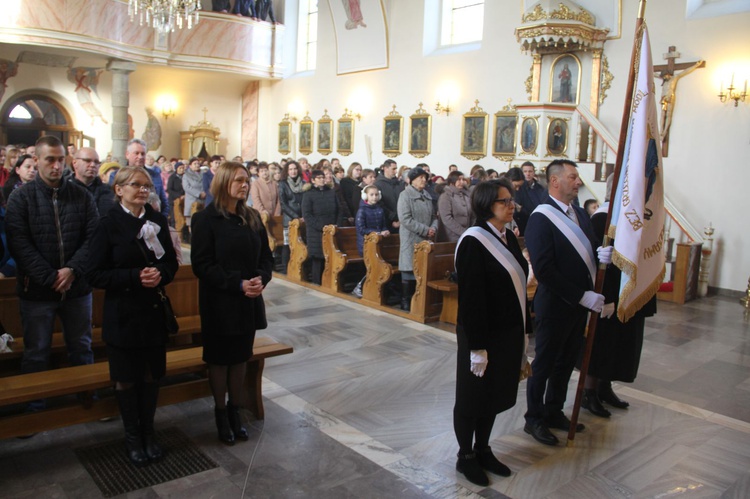 Olszyny. Poświęcenie sztandaru Rycerstwa Niepokalanej