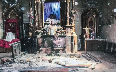 ▲	5 lat temu spaliła się część prezbiterium świątyni.