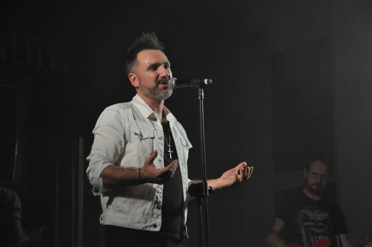 Żar serca i koncert Mateusza Ziółko w Xaverianum