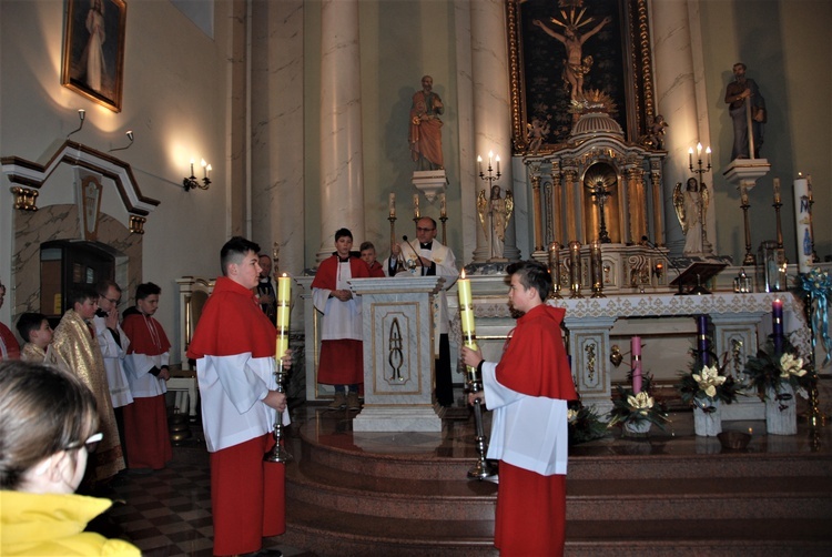 Roraty z bp. Andrzejem F. Dziubą w Makowie