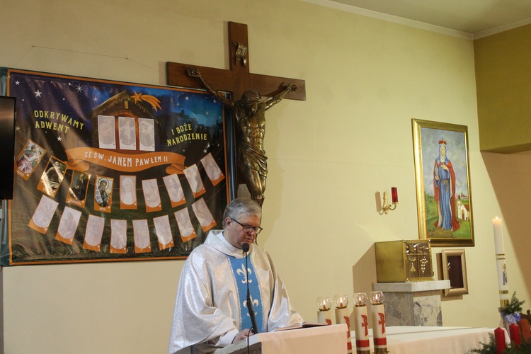 Roraty w parafii pw. św. Jadwigi Śląskiej w Legnicy 