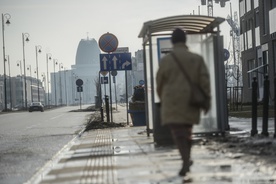 Zima to najtrudniejszy czas dla osób bez dachu nad głową. Potrzebują pomocy.