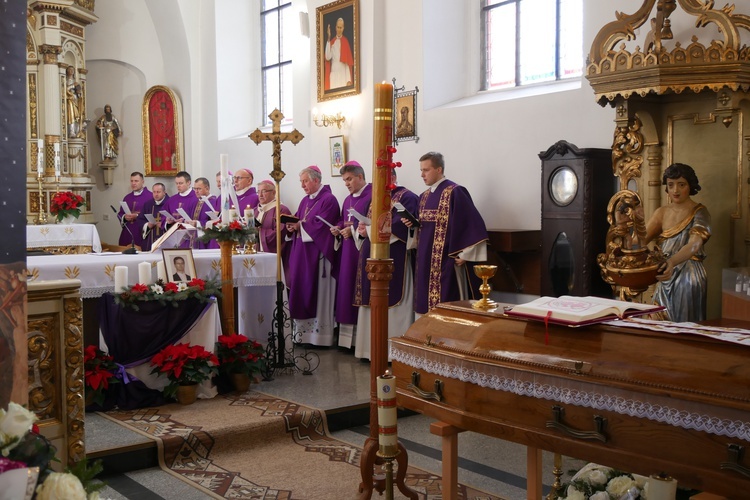 Uroczystości pogrzebowe śp. ks. Wiesława Stolca