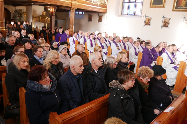 Uroczystości pogrzebowe śp. ks. Wiesława Stolca