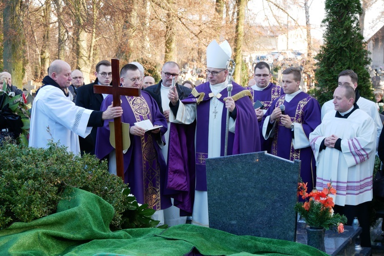 Uroczystości pogrzebowe śp. ks. Wiesława Stolca