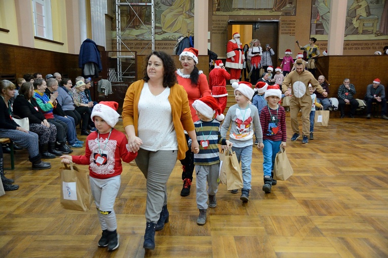 Wnuczęta Maryi w Branicach