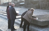 Kanclerz Angela Merkel z wizytą w byłym obozie Auschwitz-Birkenau 