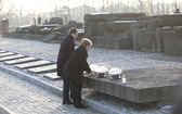 Kanclerz Angela Merkel z wizytą w byłym obozie Auschwitz-Birkenau 