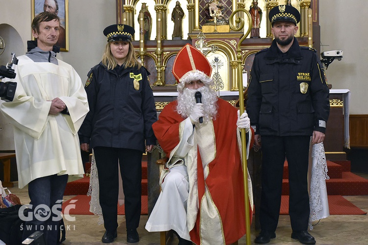 Św. Mikołaj w parafii pw. św. Jerzego i Matki Bożej Różańcowej