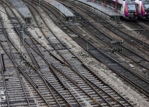 Strajki we Francji paraliżują transport w całym kraju