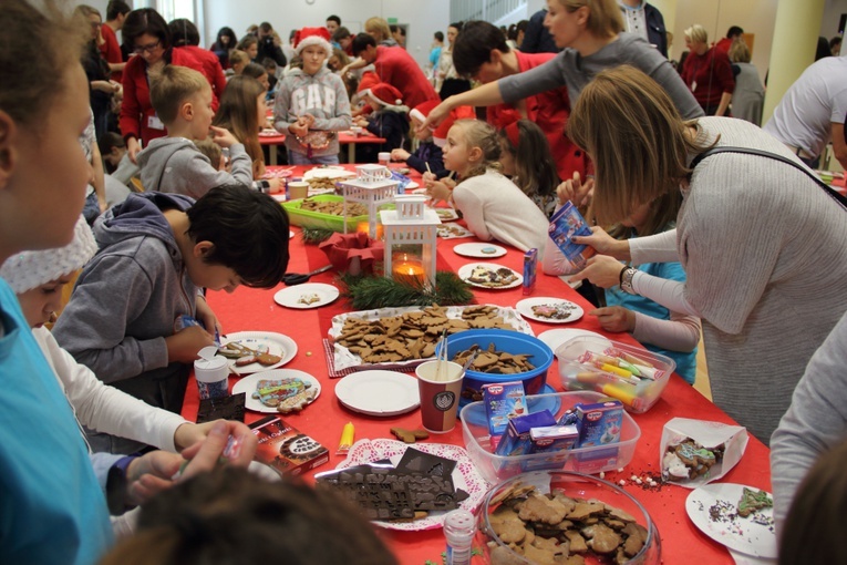 Charytatywne Mikołajki w szkołach jezuitów w Gdyni