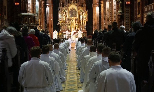 Bp Jan Kopiec do nowych szafarzy: Jesteście dla nas niezwykłą radością