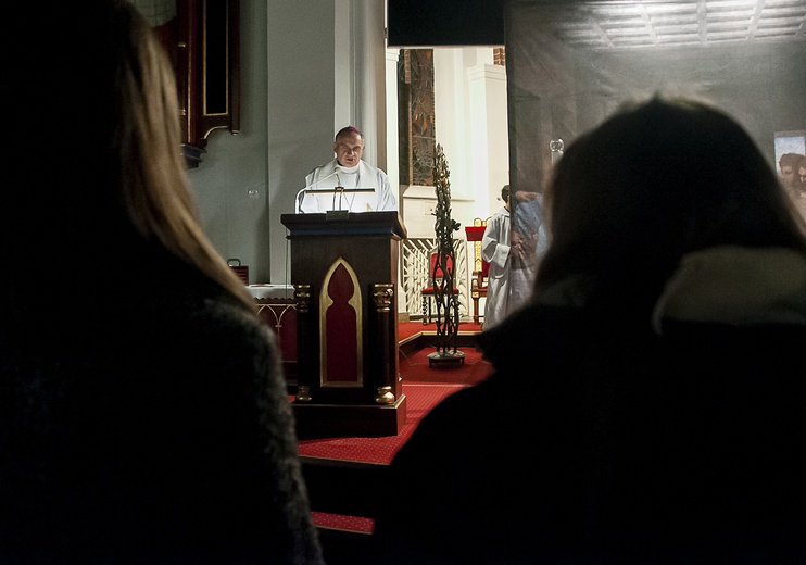 Adwentowe Czuwanie Młodych w Złocieńcu, cz. 1