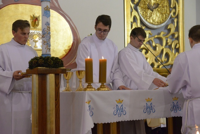 Obłóczyny i posługi w seminarium