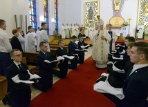 Stroje duchowne poświęcił bp Piotr Turzyński.