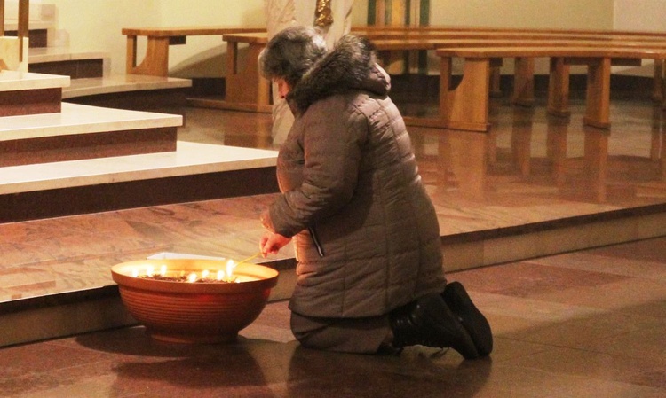 Akatyst ku czci Bogurodzicy w Kętach na Osiedlu - 2019