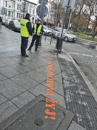 ▼	Graffiti pojawiło się m.in. w okolicy pl. Wolności. W planach jest jeszcze m.in. przy skrzyżowaniu ul. Piotrowickiej  z ul. Panewnicką.