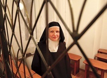 ▲	Siostra Łucja Elżbieta od Niepokalanego Serca Maryi.