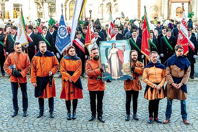 Pochód na tarnogórskim rynku.