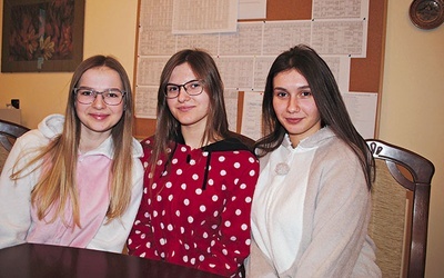 Wolontariuszki z Niska: Wiktoria Witkowska, Klaudia Siembida, Oliwia Jakubowska.