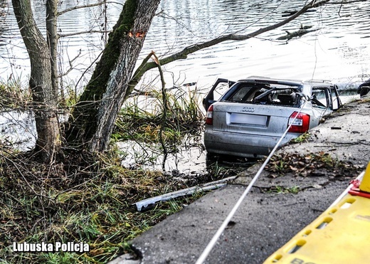 Tragedia w Lubuskiem, nie żyje pięć modych osób