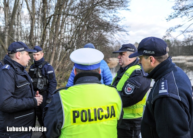 Tragedia w Lubuskiem, nie żyje pięć modych osób