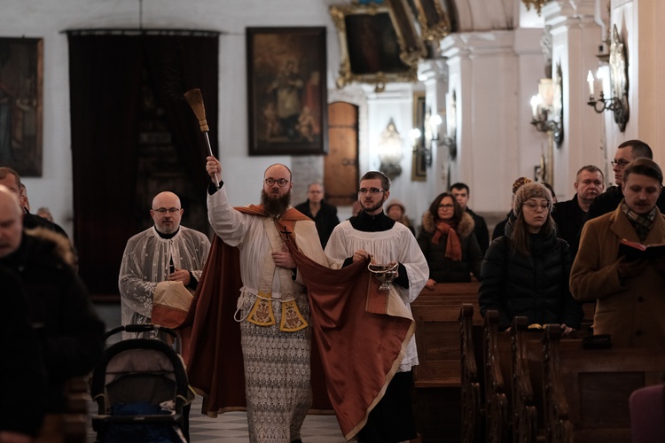 Msza trydencka podczas dni skupienia w Trzebnicy