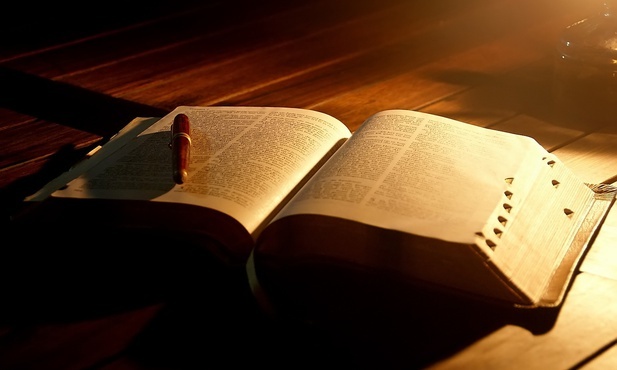 Sama Biblia mówi o swej wyjątkowości