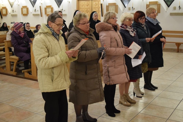 Nowe członkinie elżbietańskiej rodziny