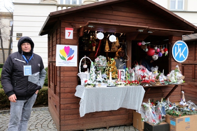 Świąteczny kiermasz w Radomiu