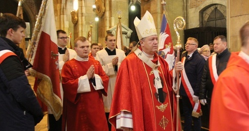 Abp Kupny przewodniczył Mszy św. w 38. rocznicę wprowadzenia stanu wojennego